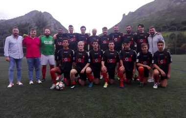 El Luarca más líder tras vencer al Barcia que pese a la derrota mantiene la 2ª plaza