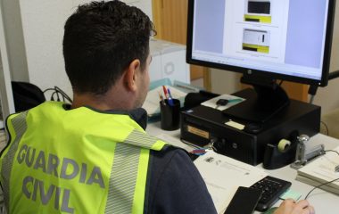 La Guardia Civil detiene a los dos presuntos autores de un hurto cometido en Ribadeo