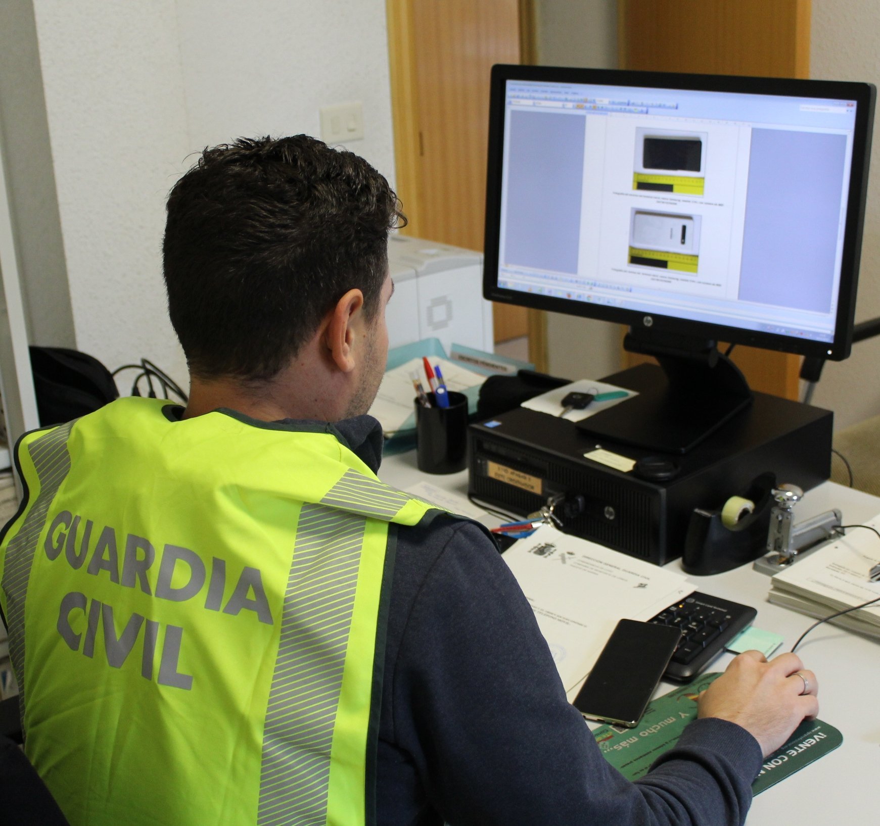 La Guardia Civil detiene a los dos presuntos autores de un hurto cometido en Ribadeo