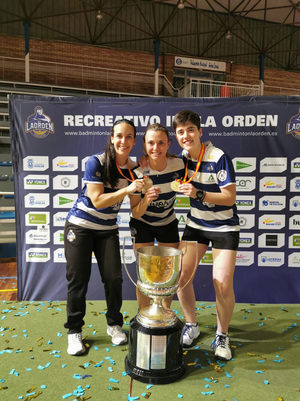 Laura Santos Campeona De Divisi n De Honor De B dminton Con Su Equipo Laura Santos Campeona De Divisi n De Honor De B dminton Con Su Equipo