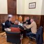 Reunión del Alcalde de Ribadeo con el Ribadeo FC y la SD Ribadeo para Trabajar en Conjunto por un Campo de Hierba Artificial